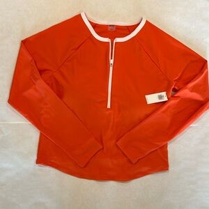 NWT! Orange Half Zip Cropped Rashguard - size large